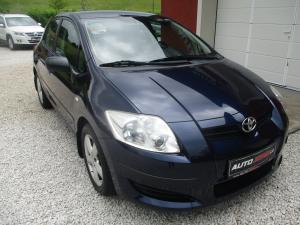 Toyota Auris 1.4i