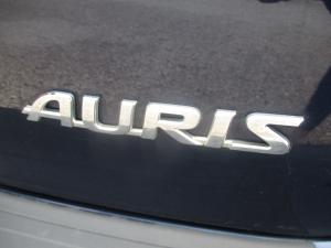 Toyota Auris 1.4i