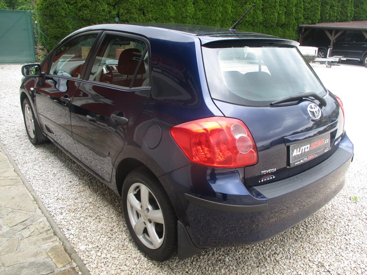 Toyota Auris 1.4i