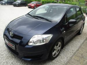 Toyota Auris 1.4i