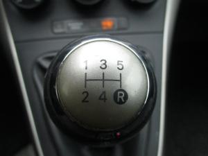 Toyota Auris 1.4i